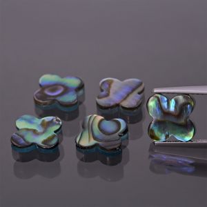 Čtyřlístek z mušle Paua 12x12 MM