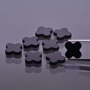 Čtyřlístek z onyxu 8x8 MM