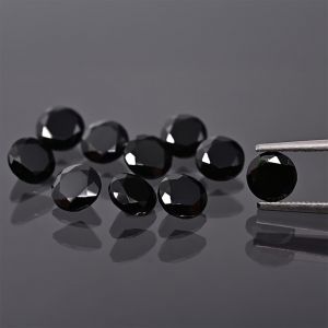 Kulatý kámen, kužel - spinel 3 MM